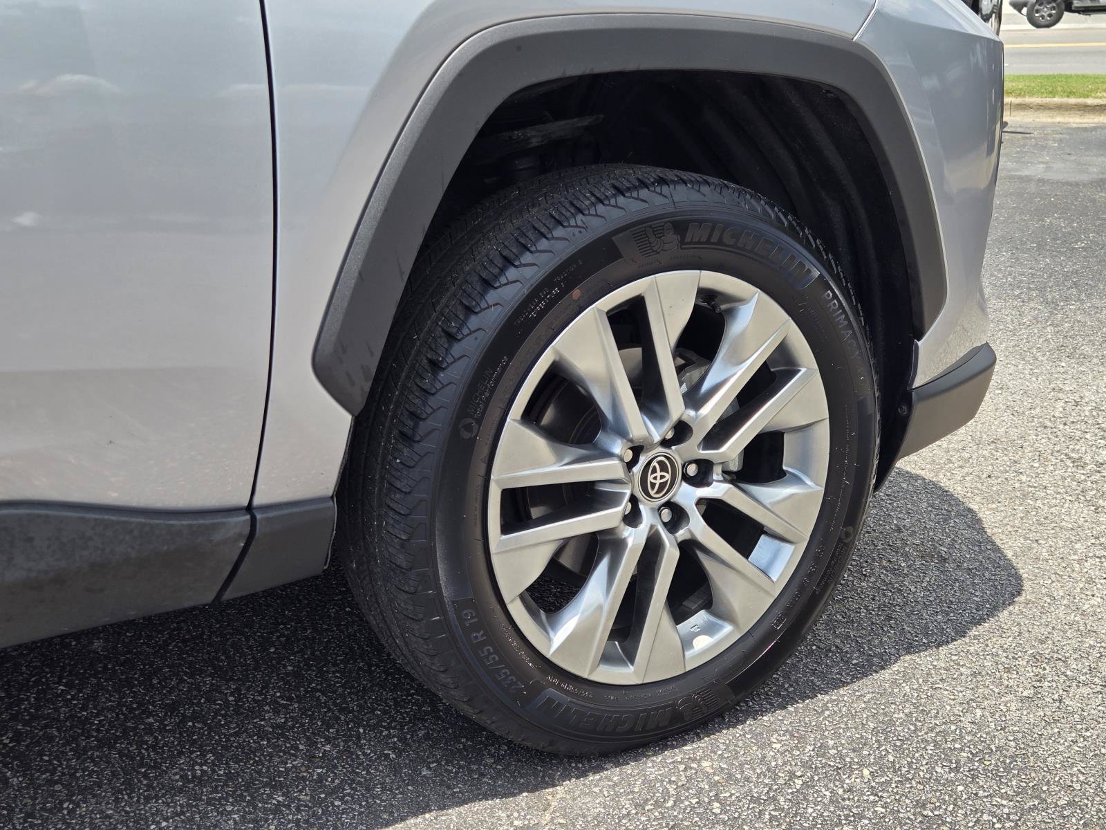 2023 Toyota RAV4 XLE Premium - Photo 11