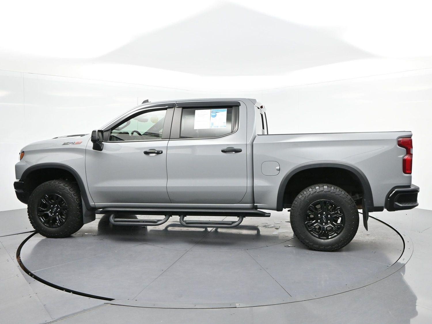 Used 2025 Slate Gray Metallic Chevrolet ZR2 image 4