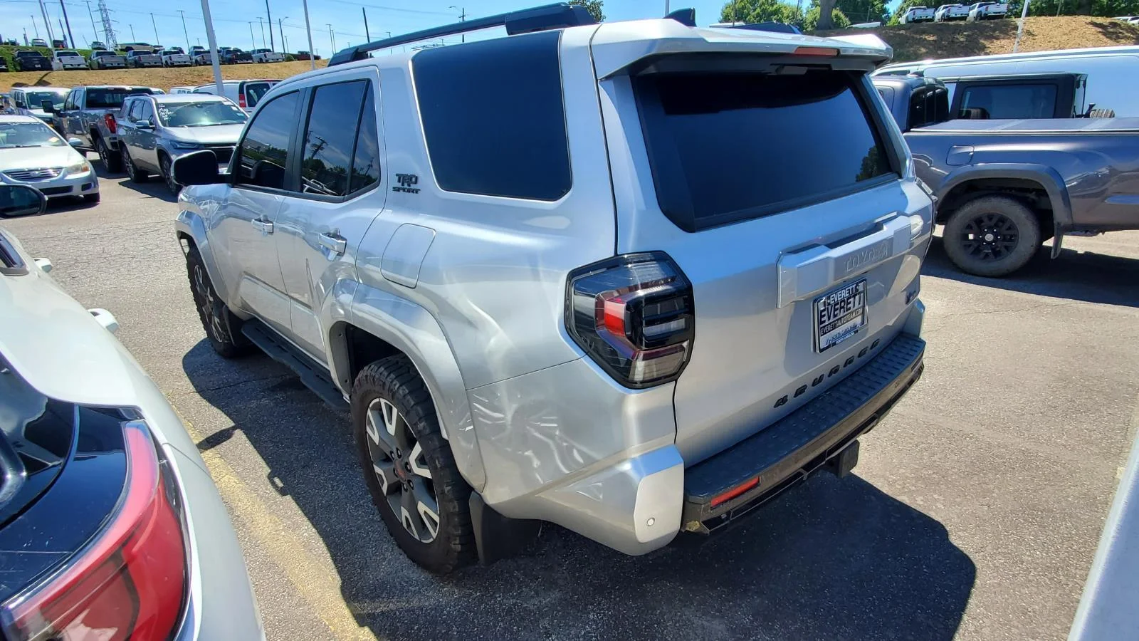 Used 2025 Cutting Edge Toyota SR5 image 8
