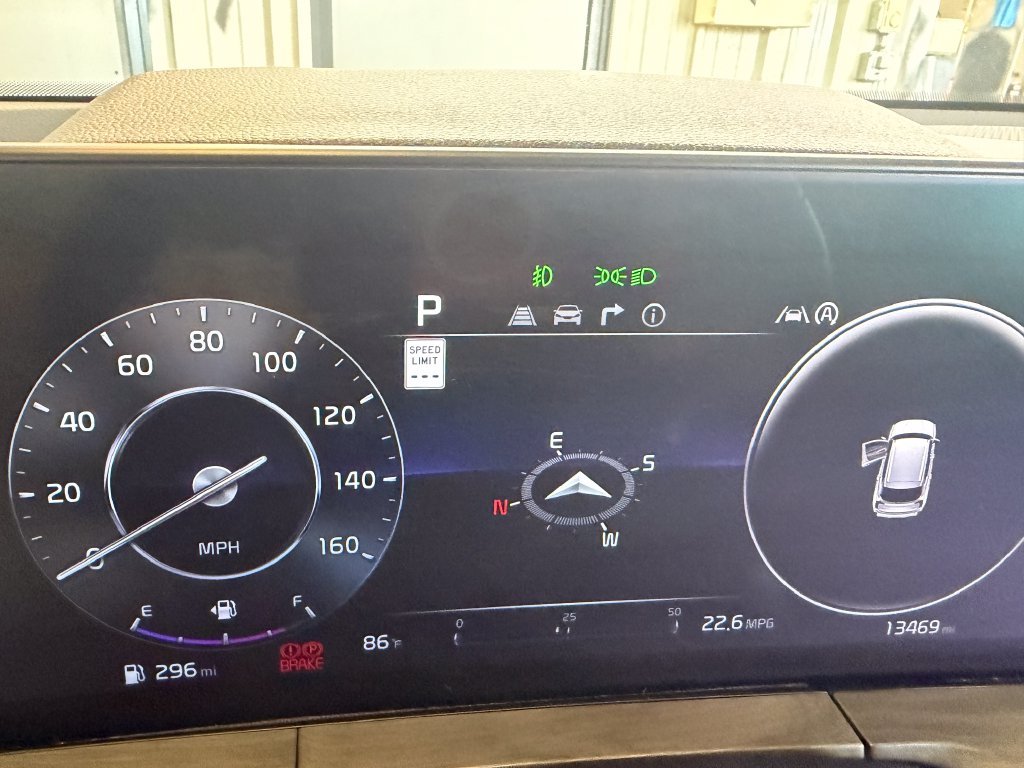 Used 2025 Black Kia SX-Prestige X-Pro image 13