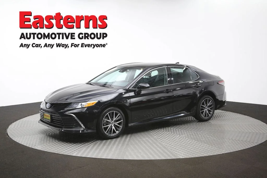 Used 2022 Black Toyota XLE image 56