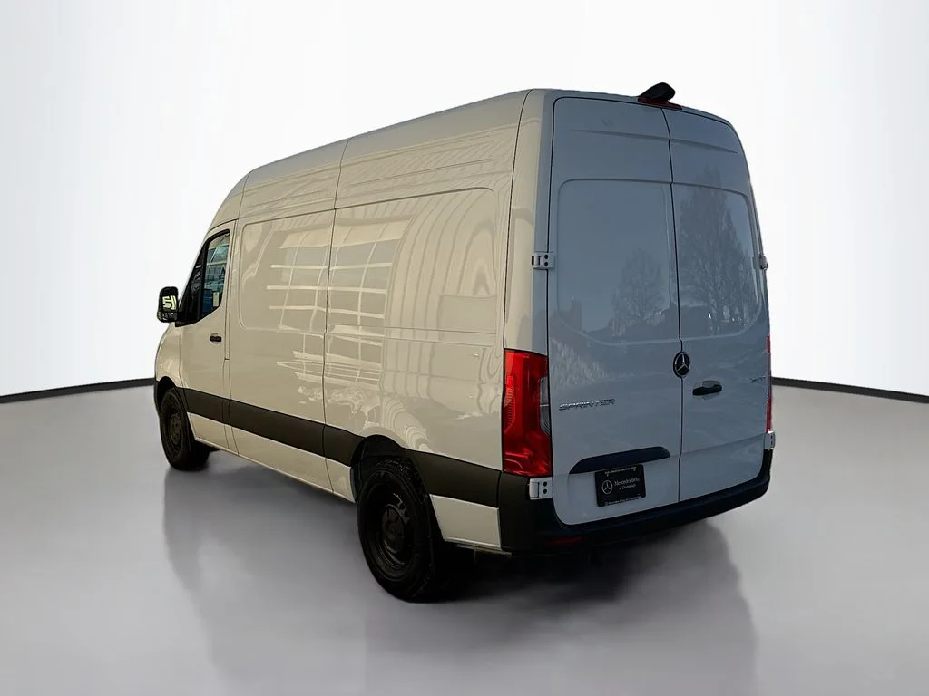 Used 2025 White Mercedes-Benz Cargo 144 WB image 5
