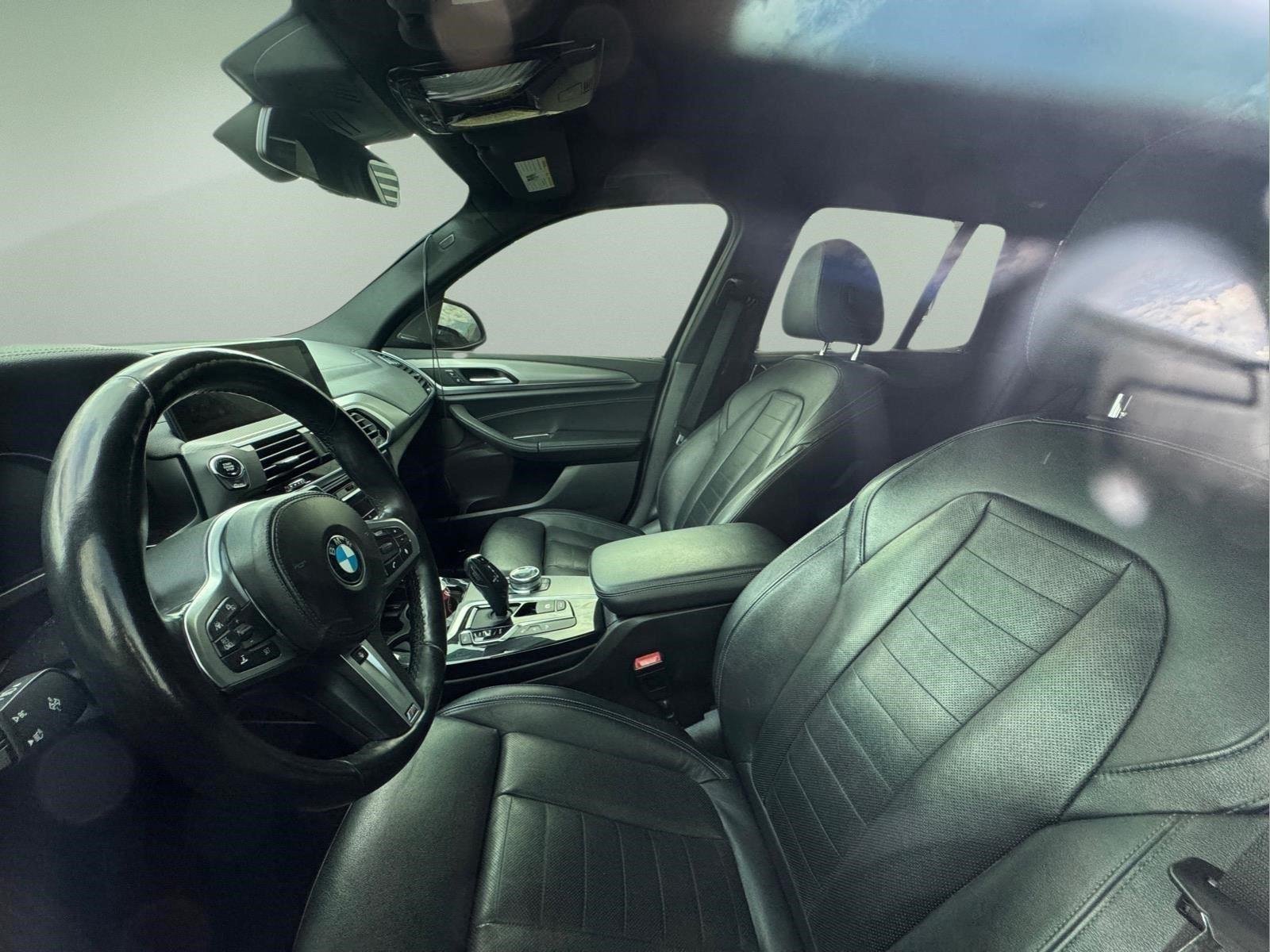 Used 2019 Black Sapphire Metallic BMW M40i image 3