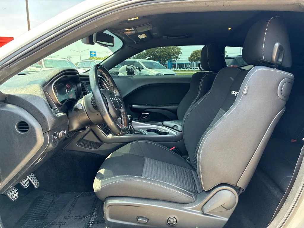 Used 2019 White Dodge SRT Hellcat image 10