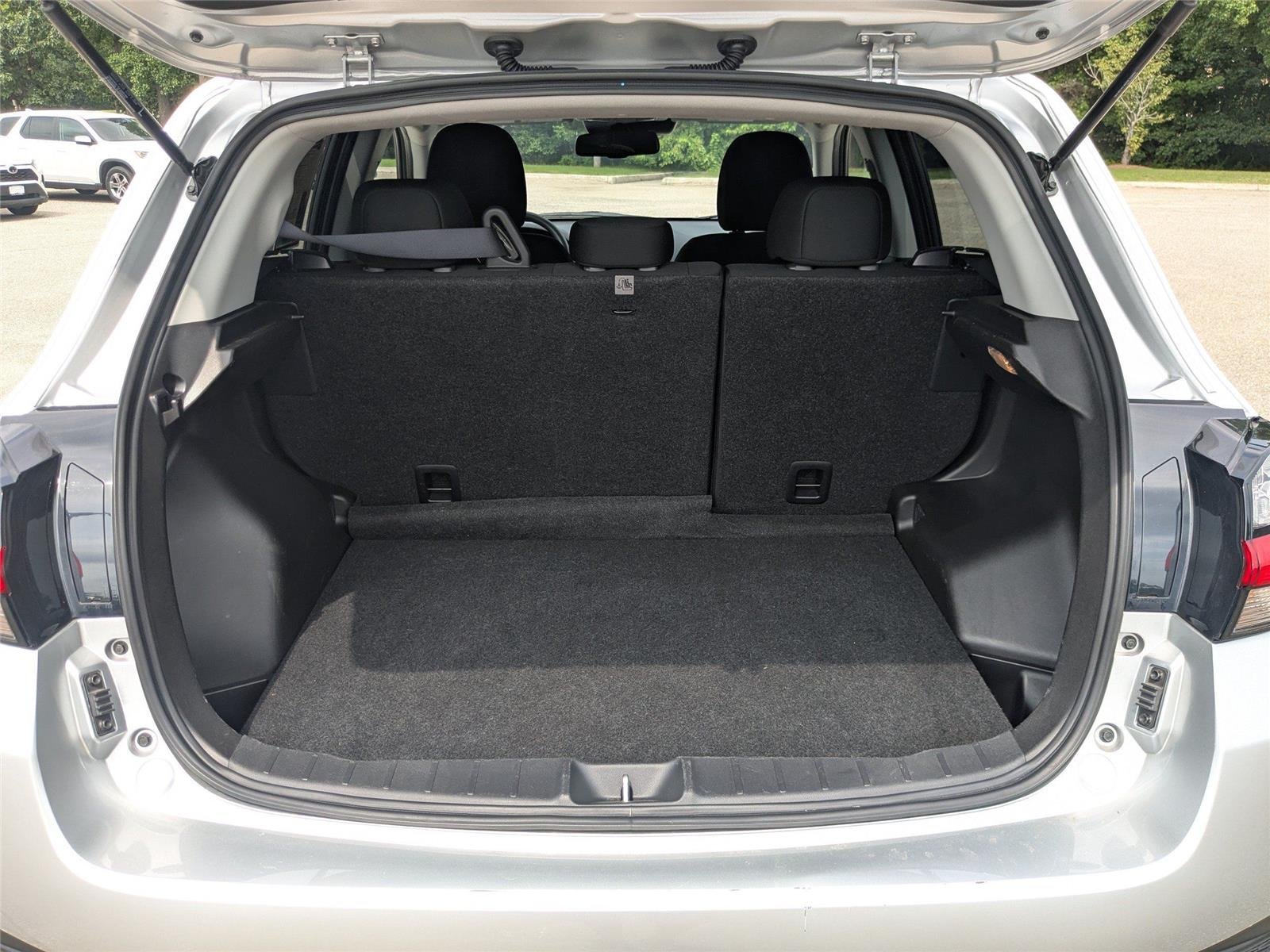 Used 2025  Mitsubishi S image 12