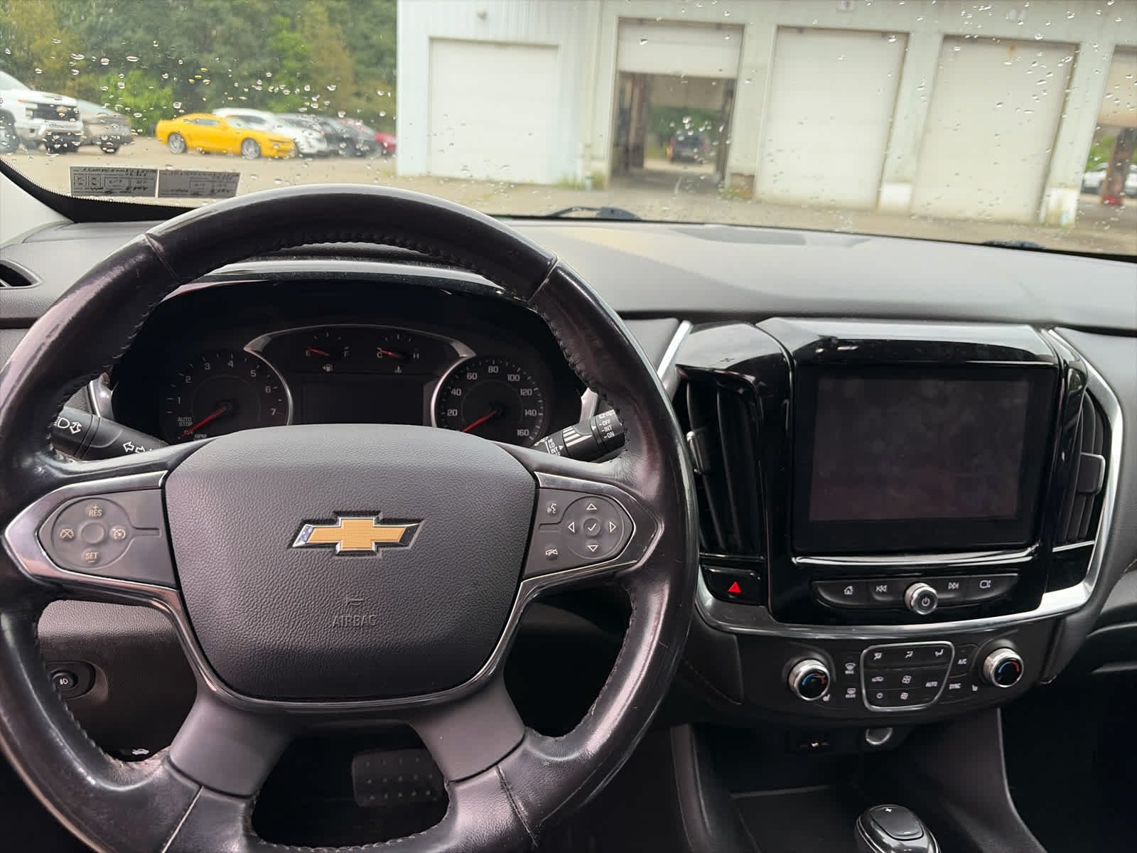 Used 2019 GRAPHITE METALLIC Chevrolet LT Cloth image 6