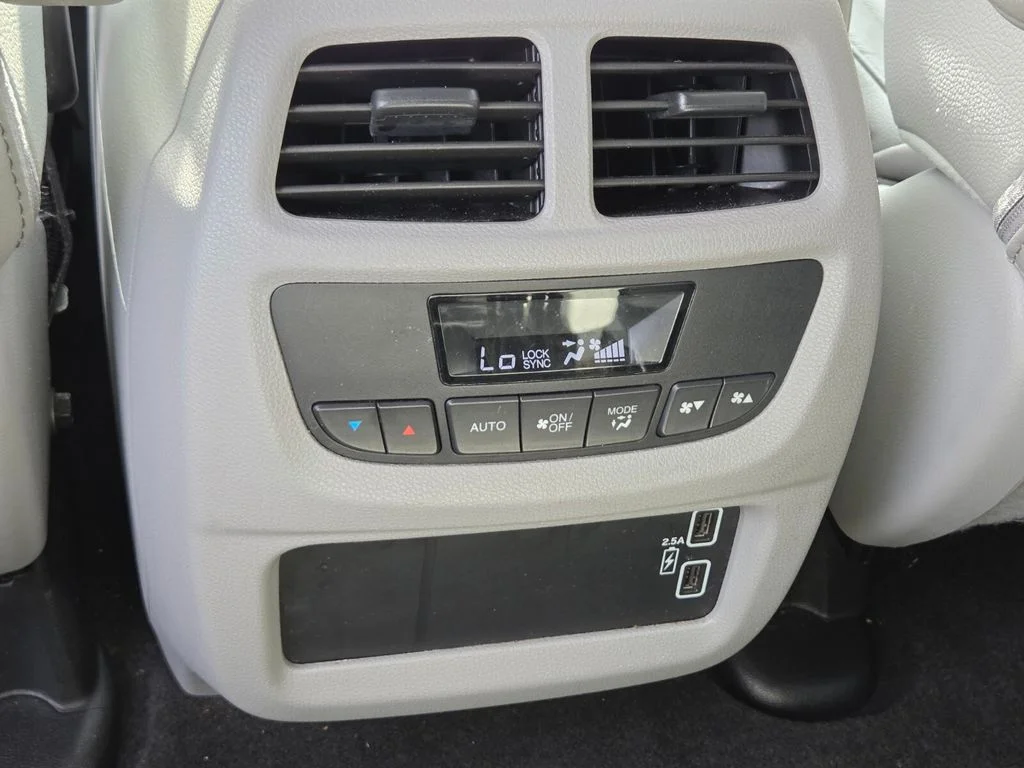 Used 2022 Silver Honda Special Edition image 17