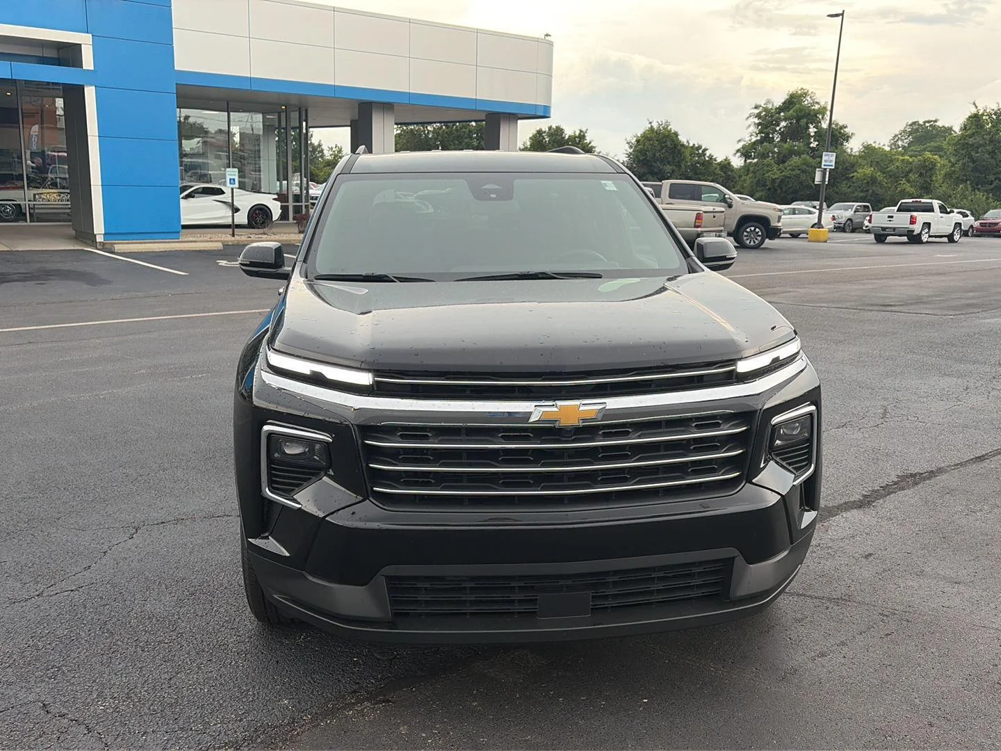 Used 2025 Mosaic Black Metallic Chevrolet LT image 8