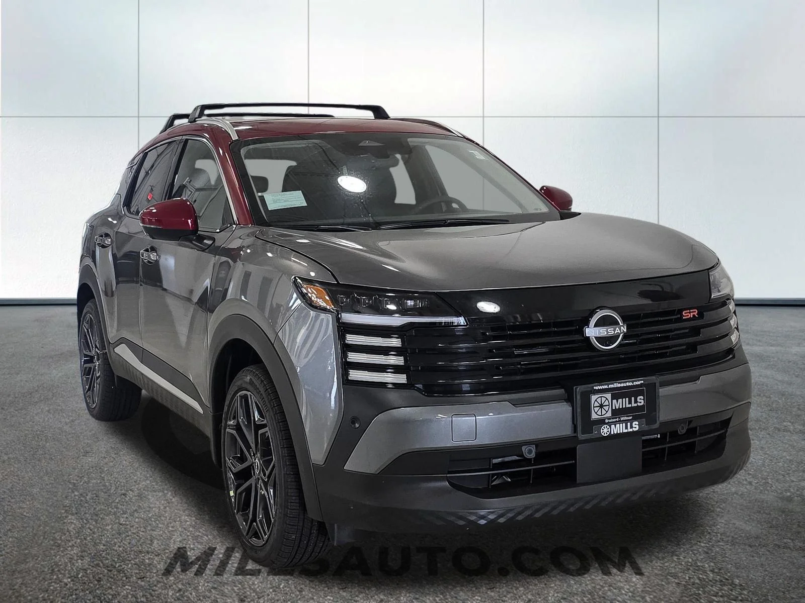 New 2026 Gun Metallic / Scarlet Ember Tintcoat Two-tone Nissan SR image 11