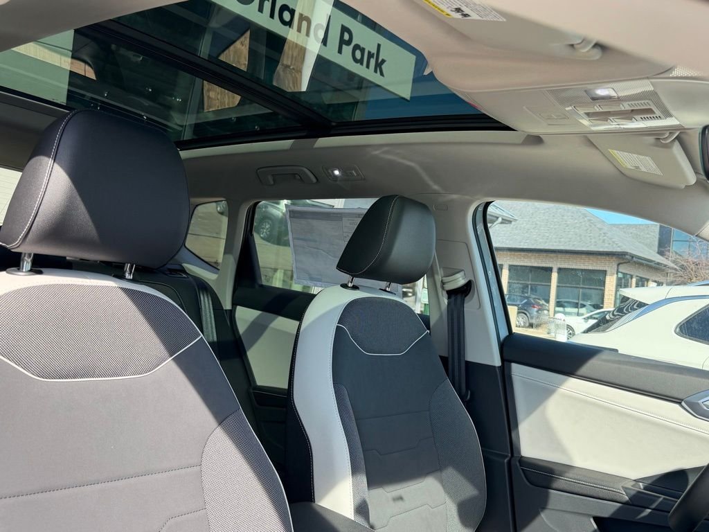New 2026 Monument Gray Volkswagen 1.5T SE image 14