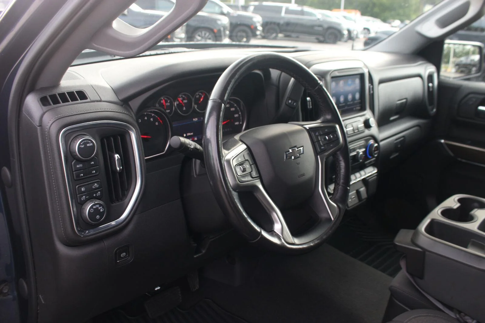 Used 2021 NORTHSKY BLUE METALLIC Chevrolet RST image 18