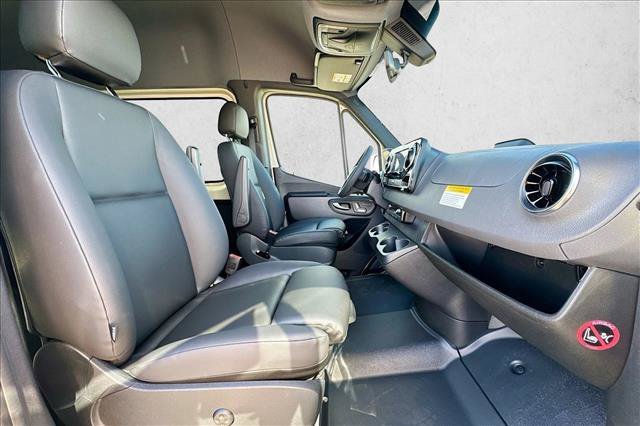 New 2026 Pebble Gray Mercedes-Benz  image 50