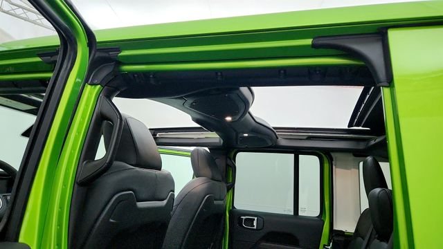 2025 Jeep Wrangler 4-Door Rubicon - Photo 11