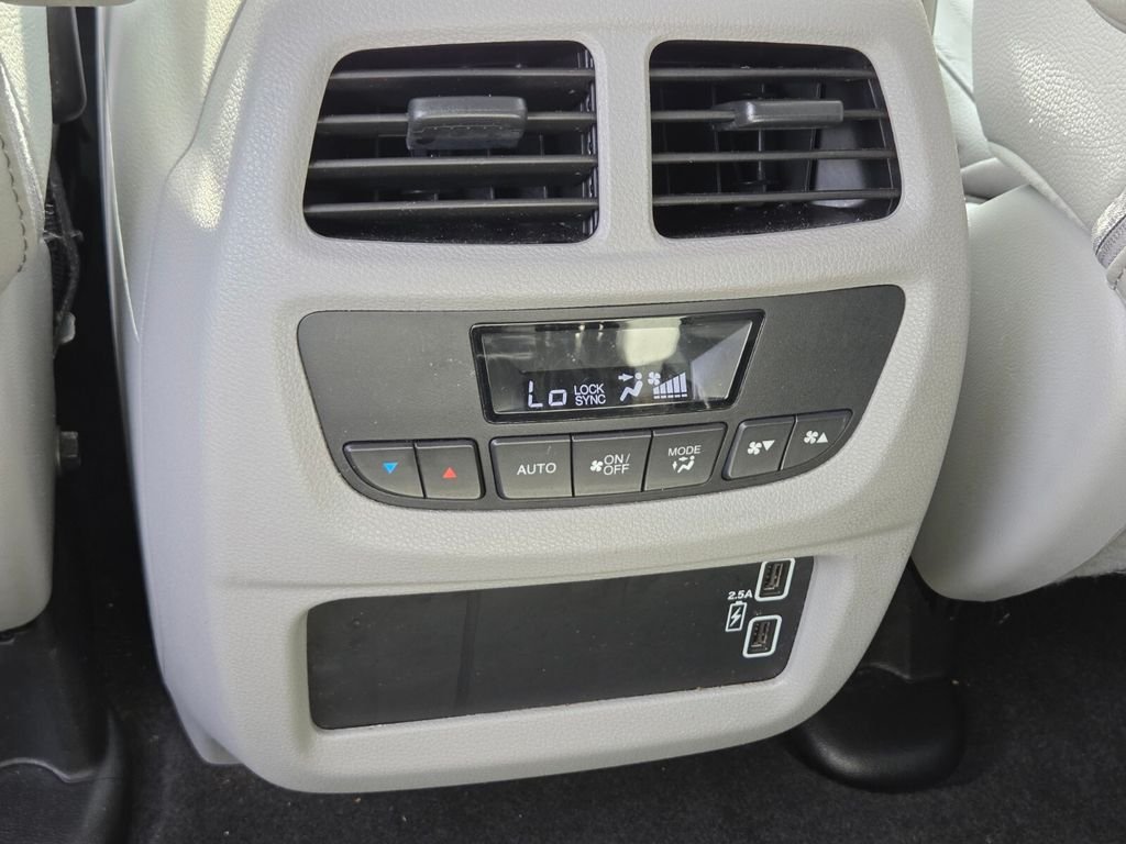 Used 2022 Silver Honda Special Edition image 17