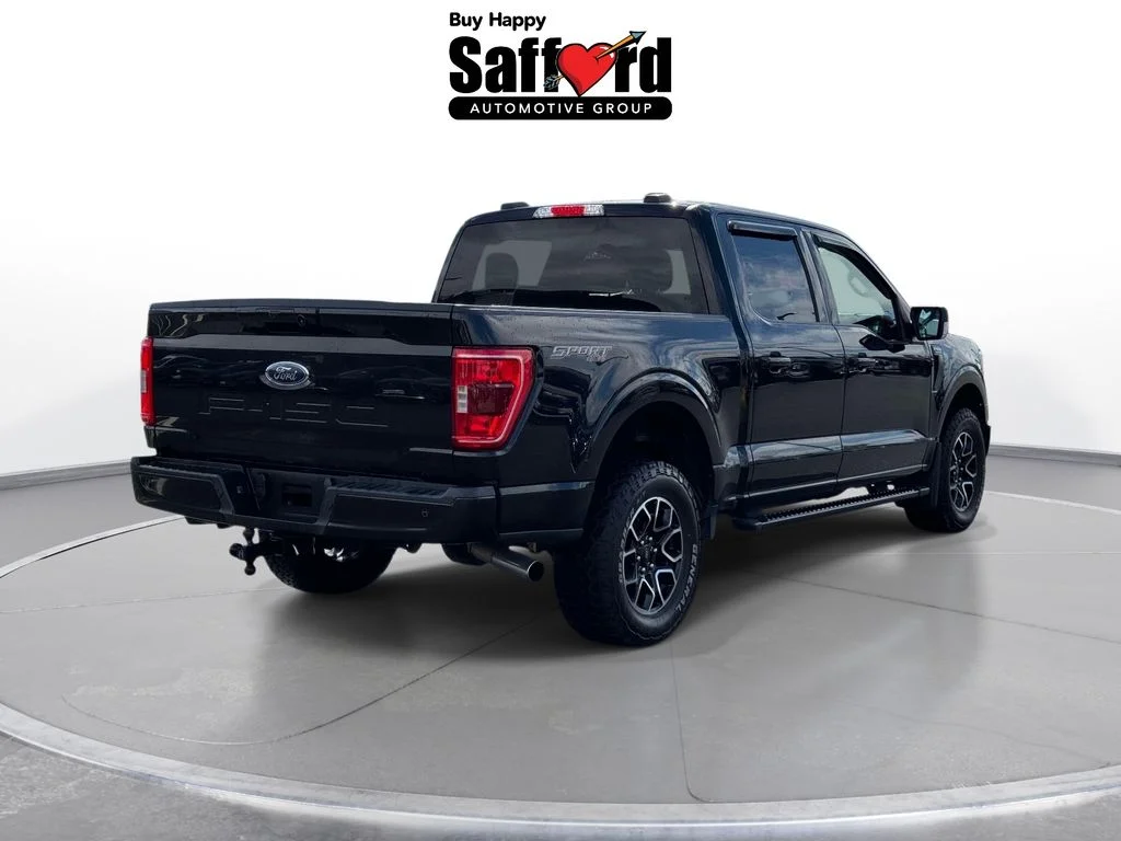 Used 2021 Black Ford XLT image 9