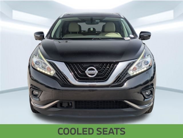 Used 2017 Black Nissan Platinum image 11