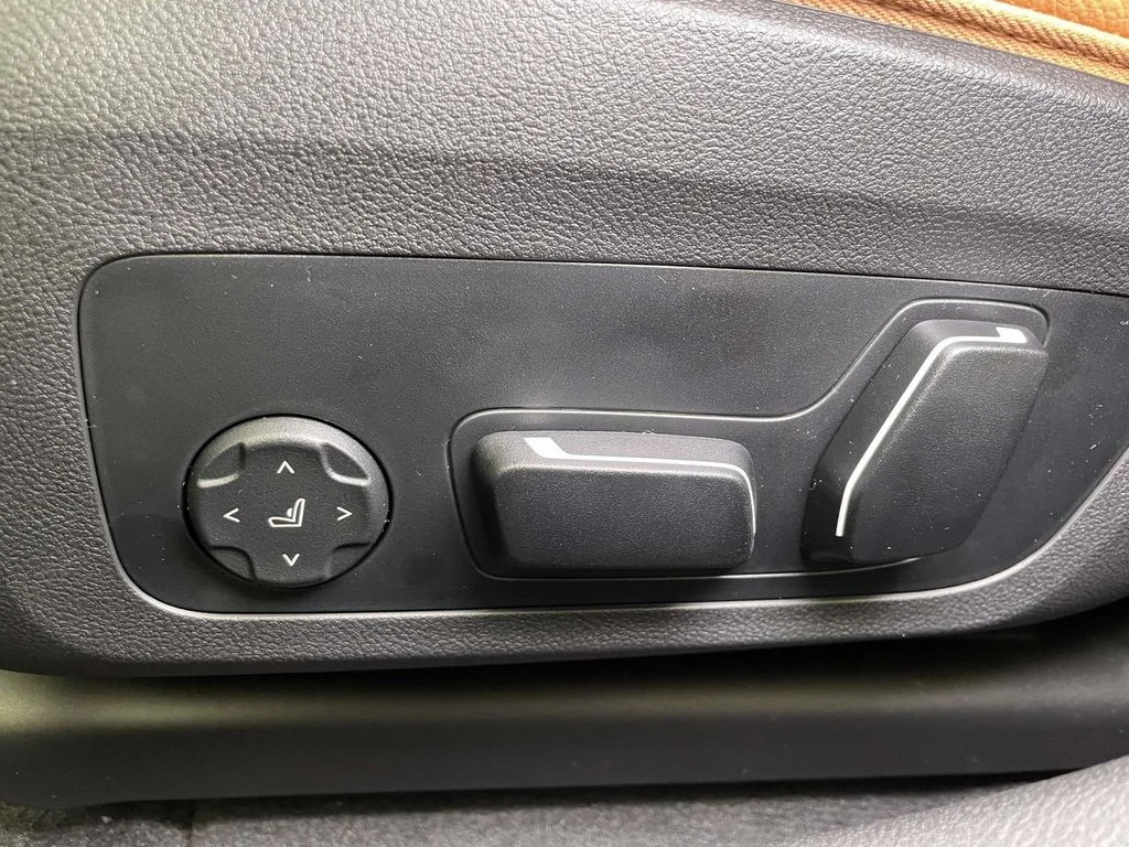 2026 BMW i4 40 - Photo 14