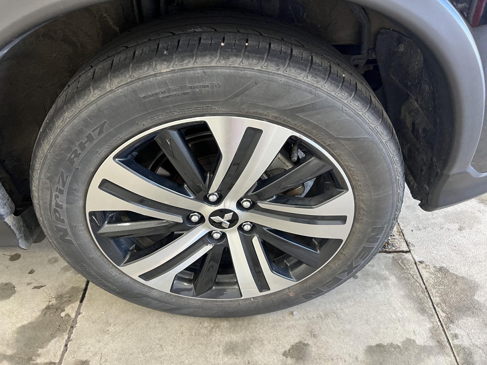 2025 Mitsubishi Outlander Sport ES - Photo 16