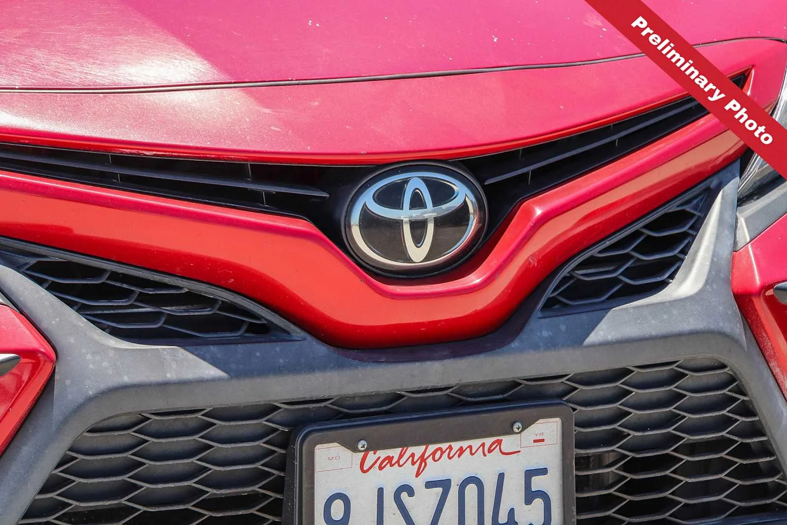 Used 2021 Supersonic Red Toyota SE image 5