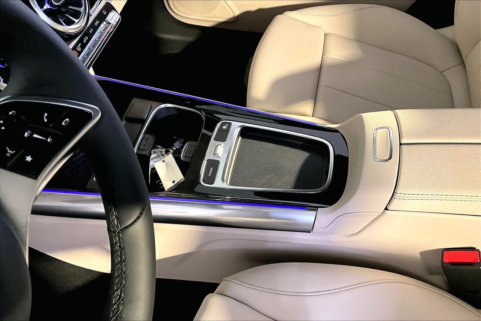 New 2026 Polar White Mercedes-Benz GLA 250 image 10
