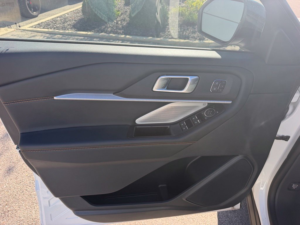 2026 Ford Explorer Tremor - Photo 10