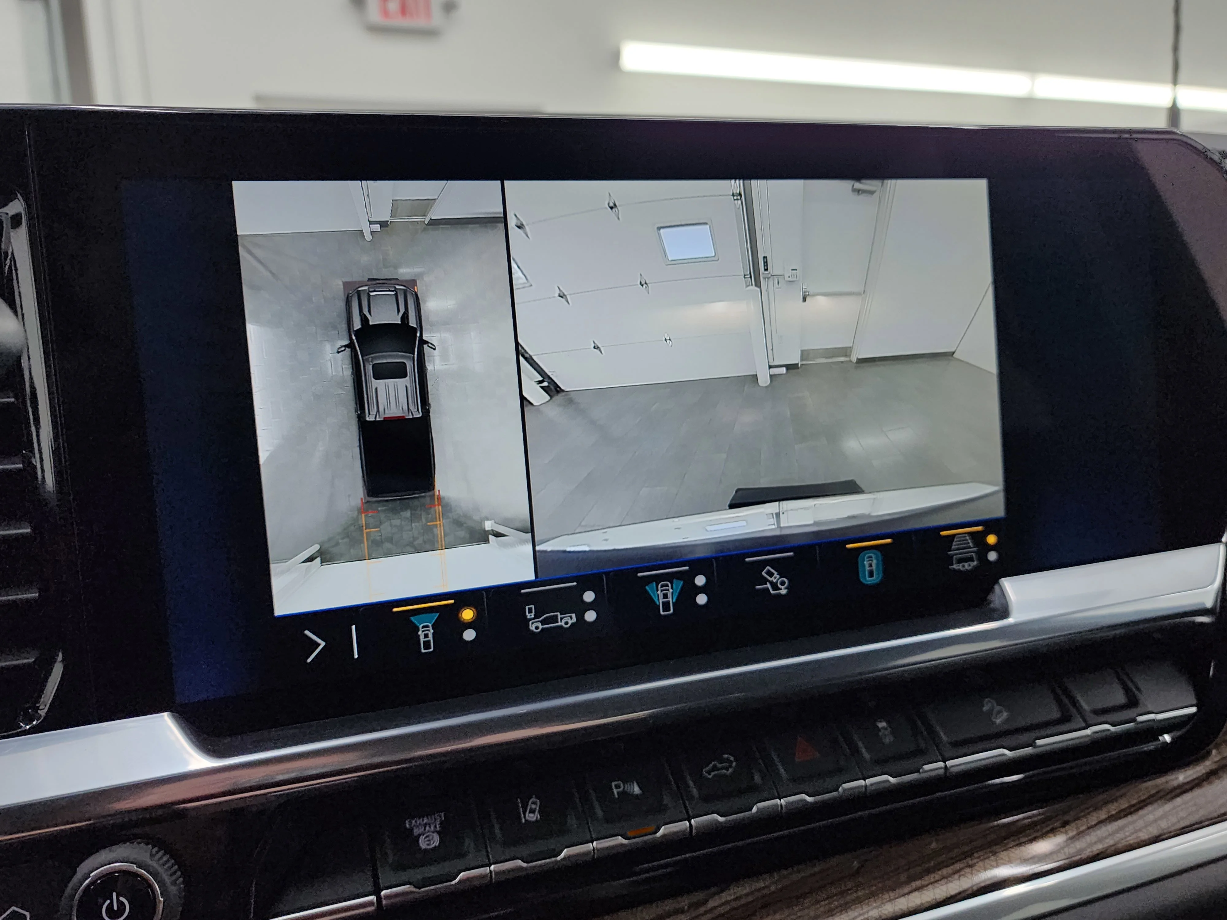 2025 Chevrolet Silverado 2500HD LT - Photo 17