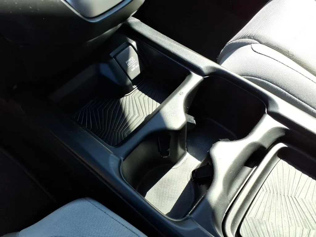 Used 2019 Silver Honda LX image 12