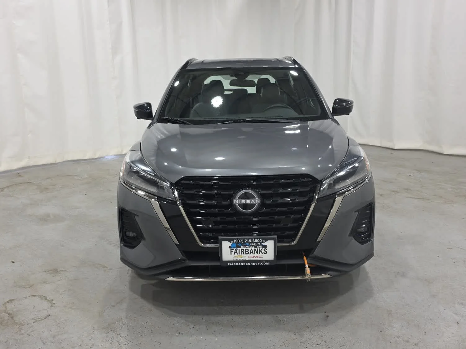 Used 2023 Gun Metallic Nissan SR image 10