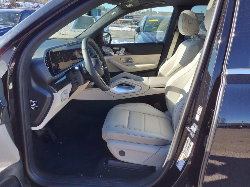 Used 2025 OBSIDIAN BLACK MET Mercedes-Benz GLE 450 image 9