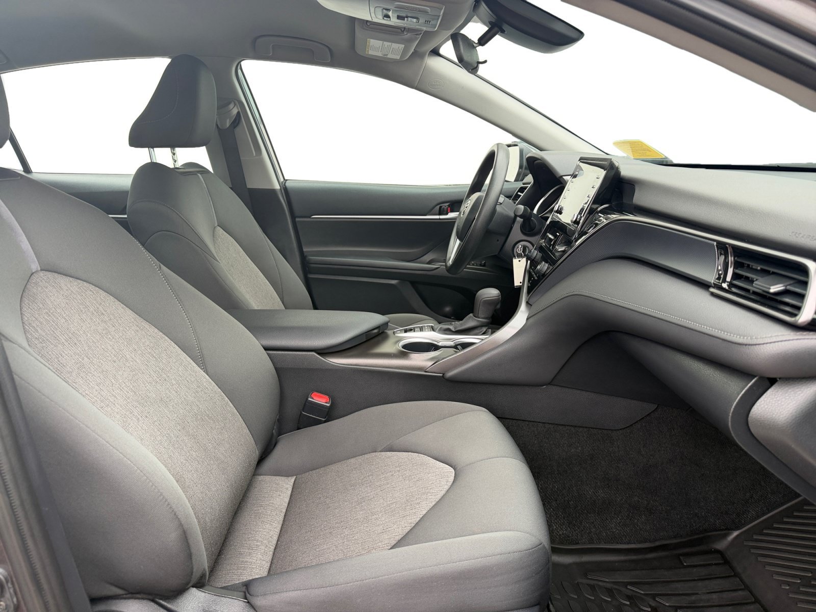 Used 2023 Predawn Gray Mica Toyota LE image 27