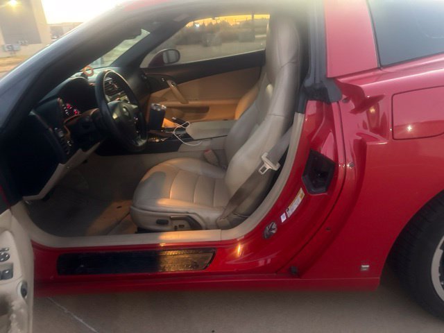 Used 2008 Red Chevrolet Base image 9