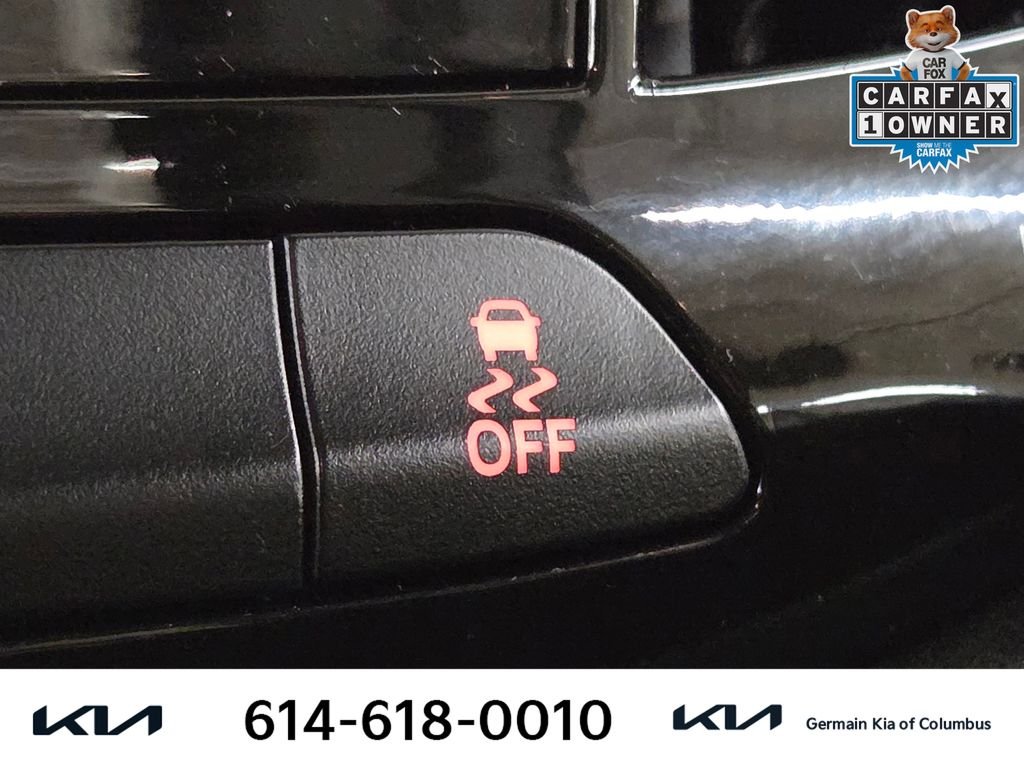 Used 2019 White Ram Base image 32