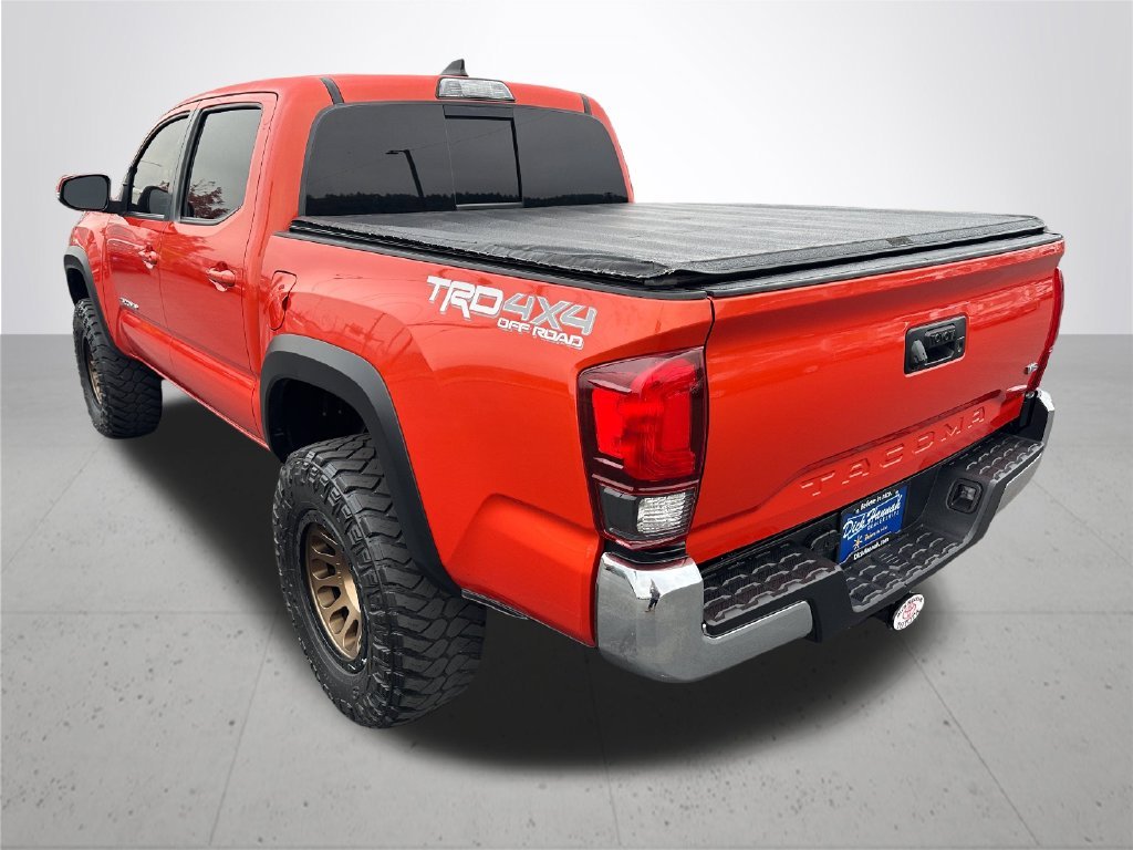 Used 2018 Red Toyota TRD Off-Road image 9