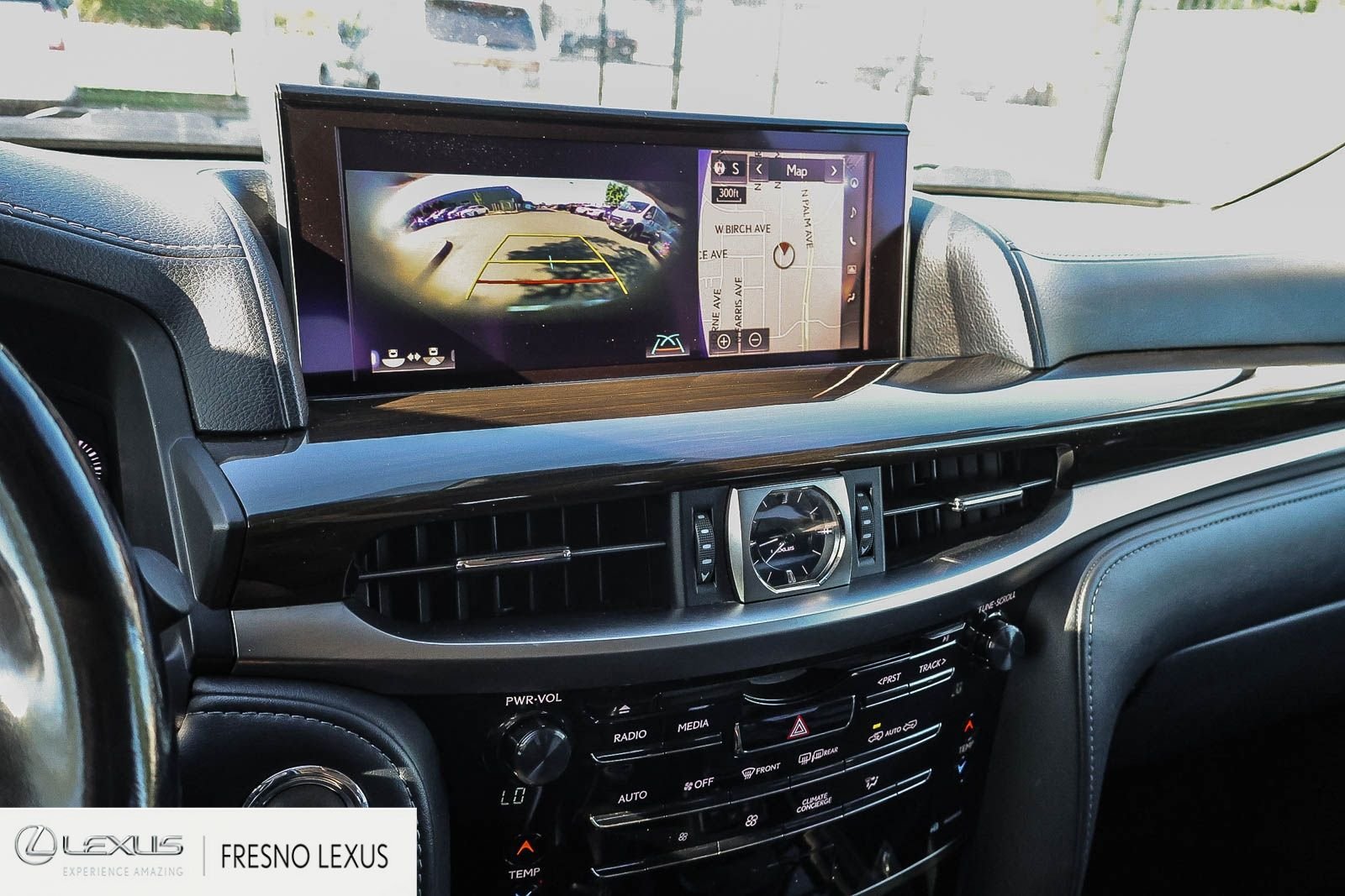 Used 2018 White Lexus 570 image 25