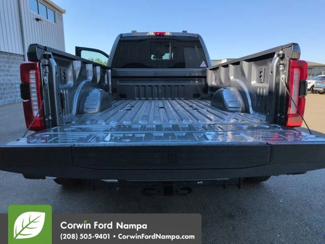 New 2026 Gray Ford Lariat image 27