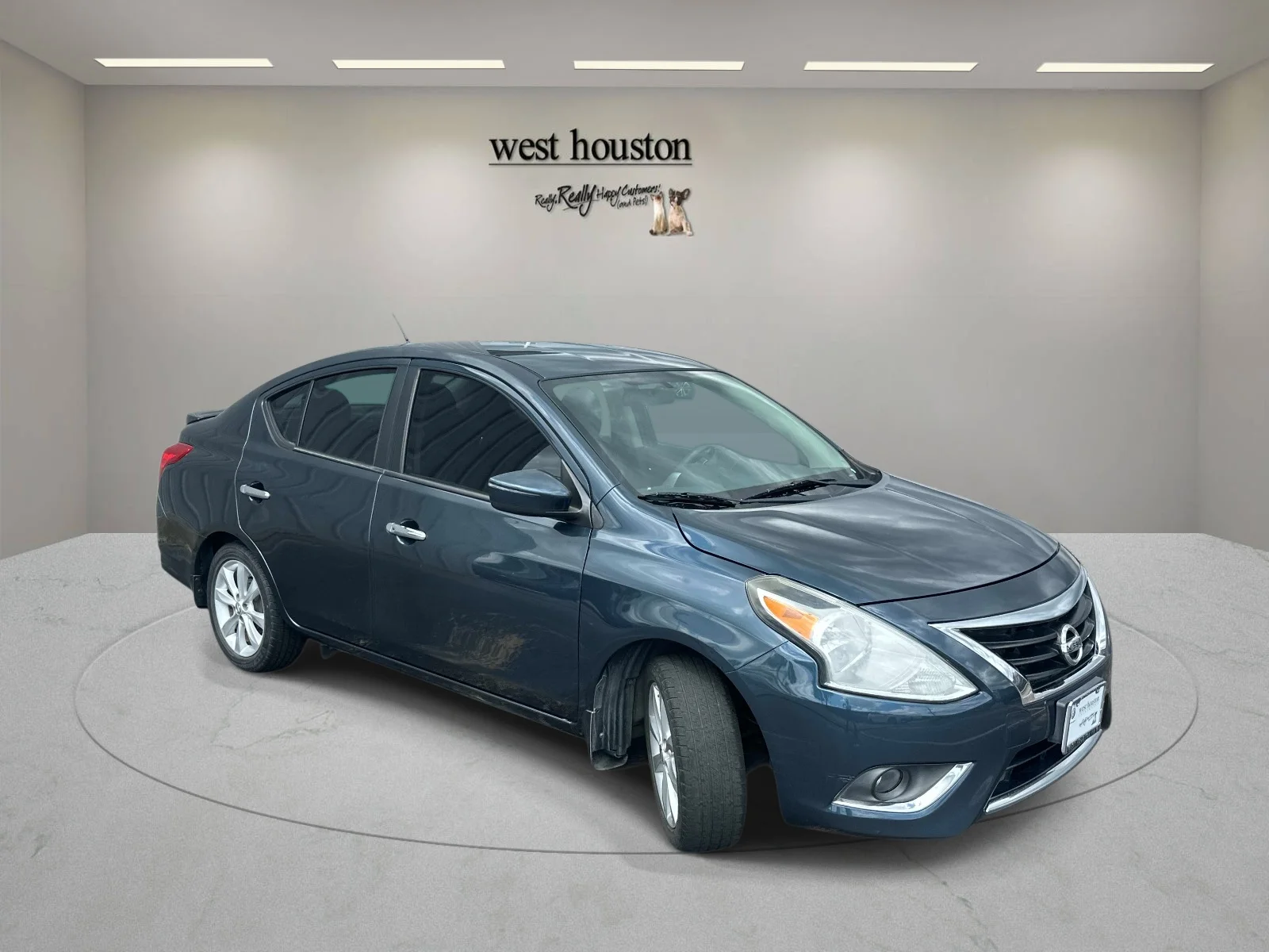 Used 2015 Graphite Blue Nissan SL image 4