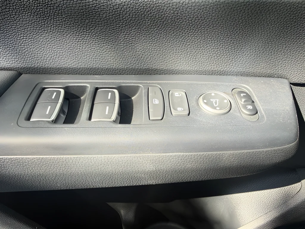 2025 Honda CR-V EX-L - Photo 19