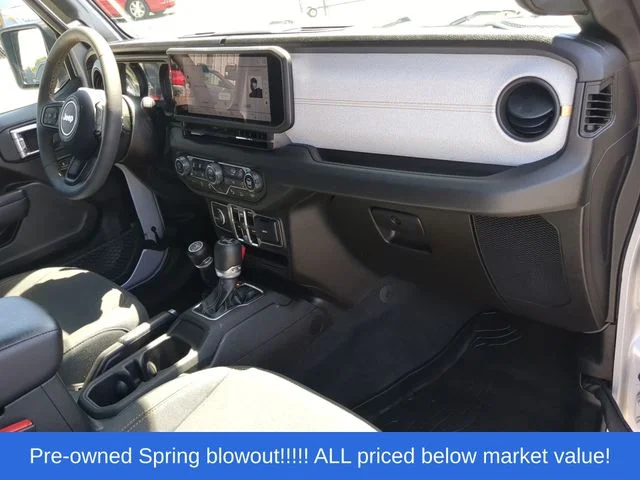 Used 2024 Silver Jeep Sport S image 43