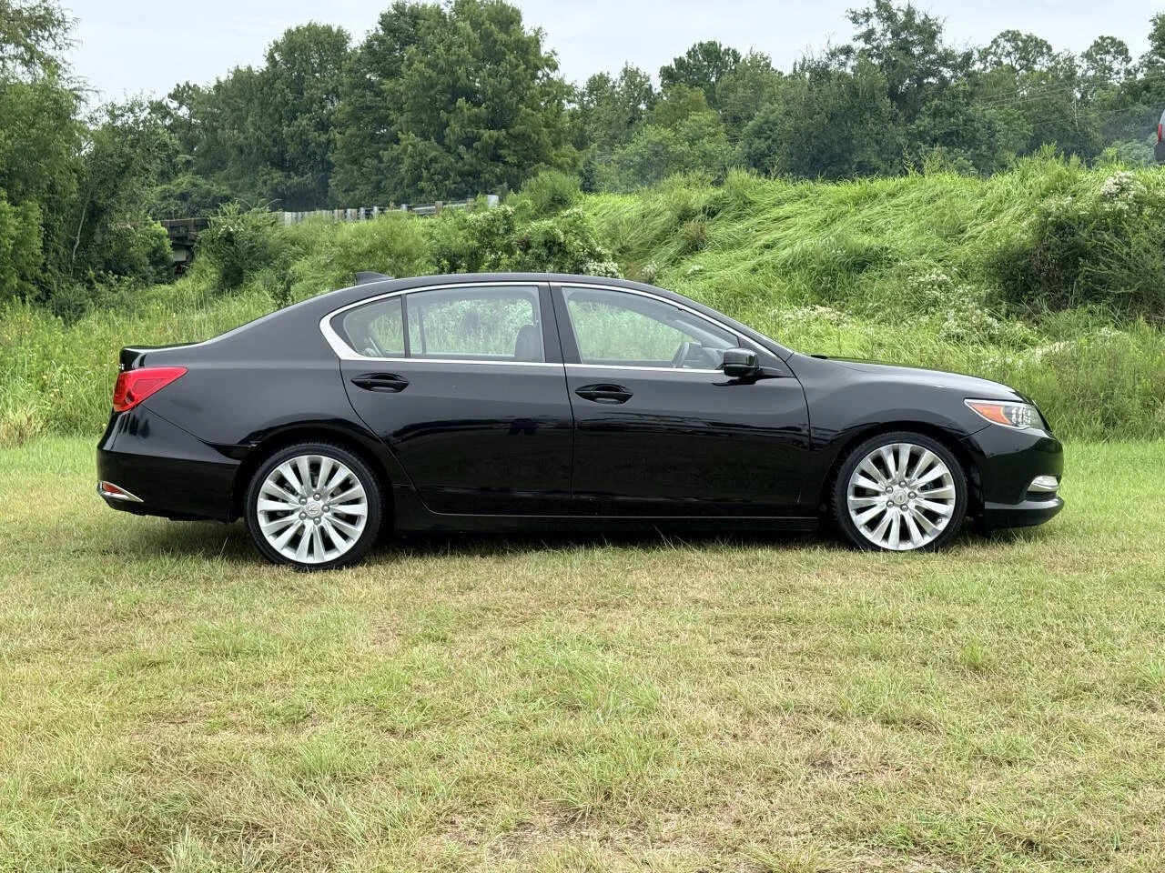 Used 2015 Black Acura w/Tech 4dr Sedan w/Technology Package image 6