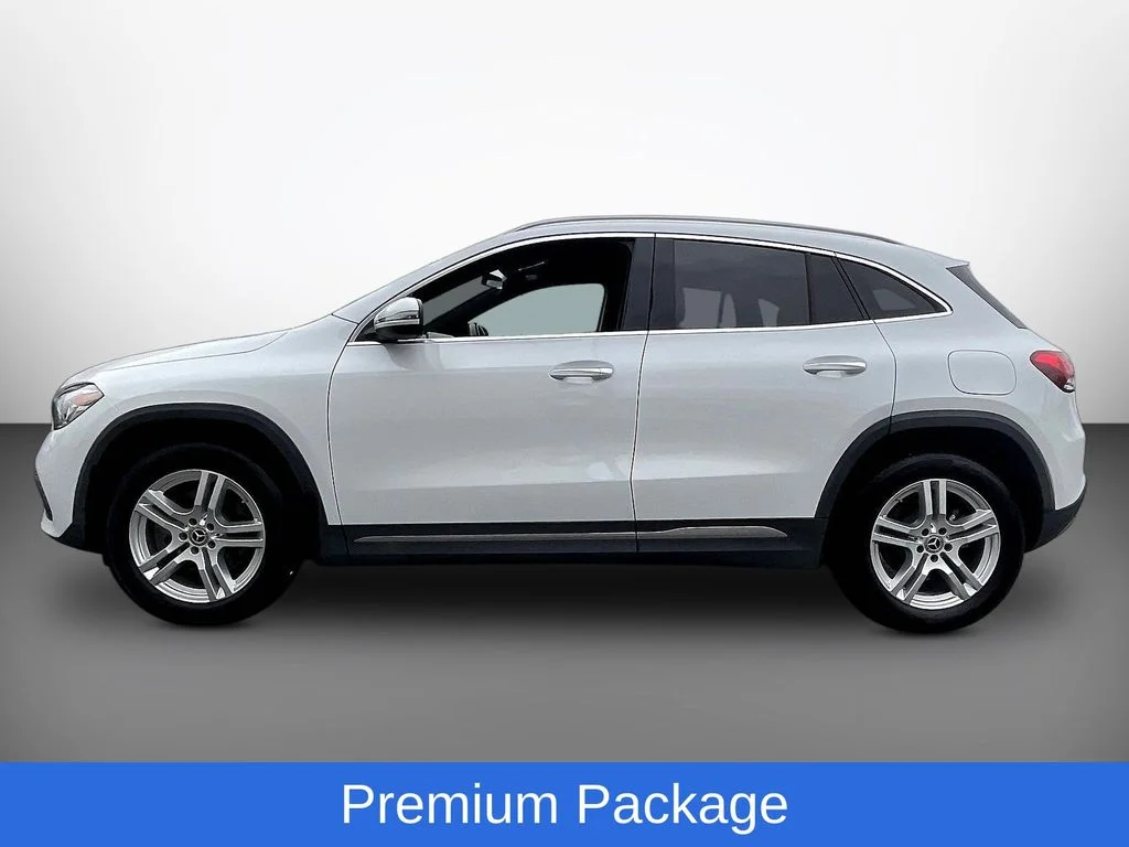 Used 2023  Mercedes-Benz GLA 250 image 4