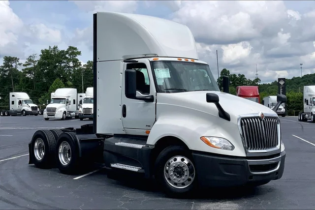 2021 International LT625 6x4 