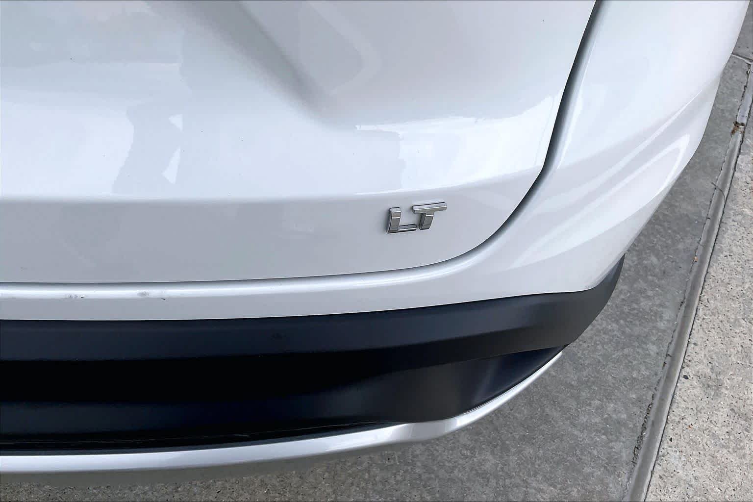 2025 Chevrolet Trax LT - Photo 10
