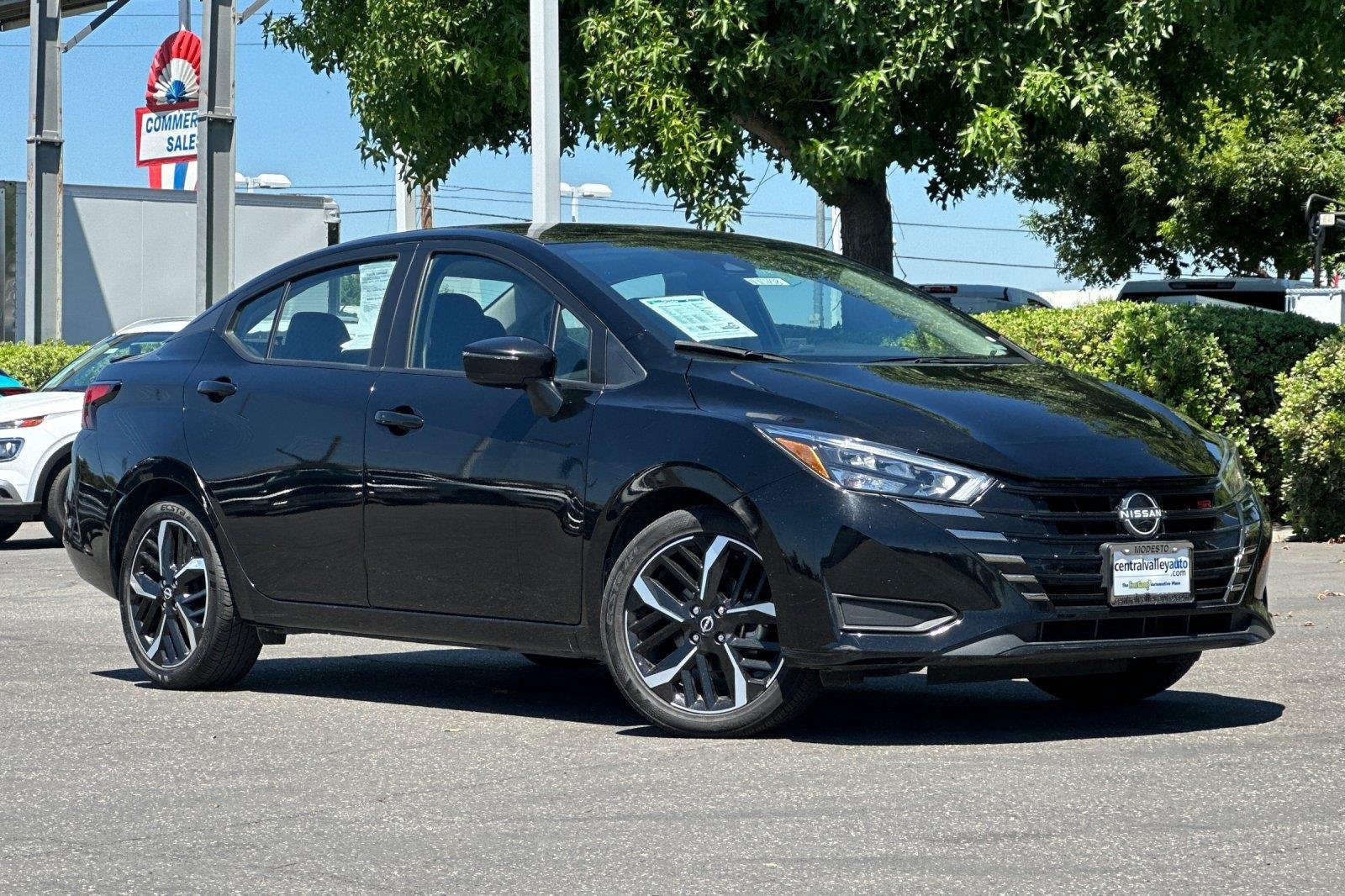Used 2024 Super Black Nissan SR image 1