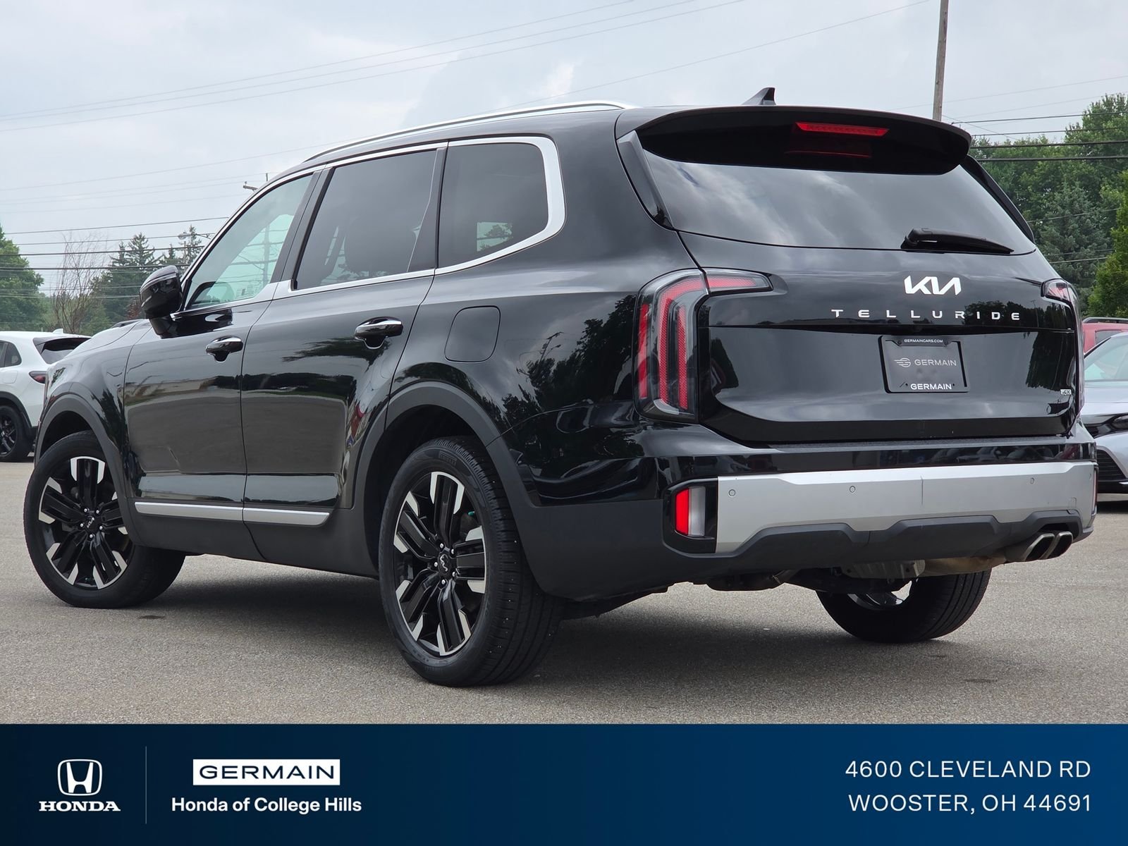 Used 2023 Ebony Black Kia SX image 19