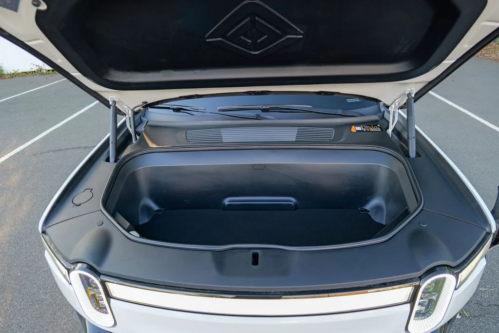 Used 2024 Glacier White Rivian Adventure image 60