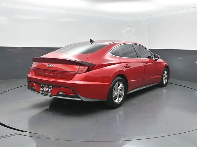 Used 2021 Red Hyundai SE image 25