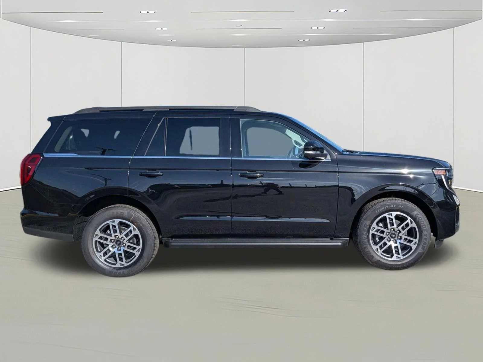 New 2026 Agate Black Metallic Ford Active image 2
