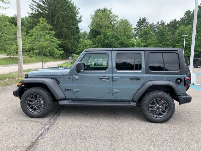 New 2026 Anvil Clearcoat Jeep Sport S image 2