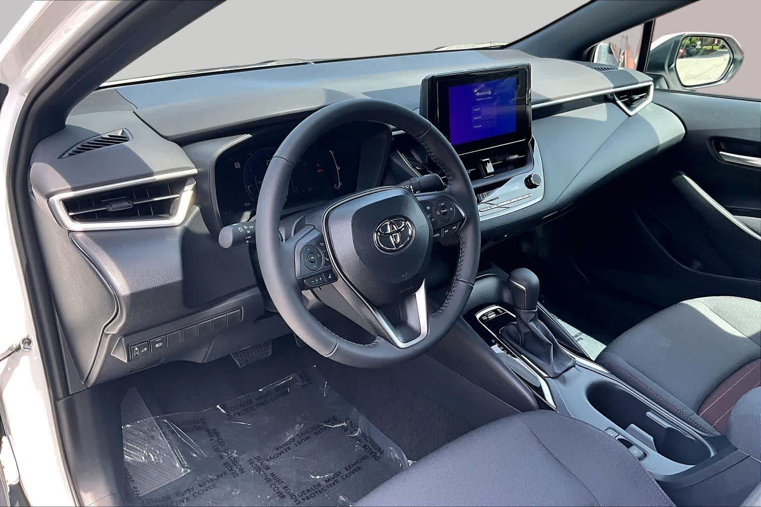 Used 2026 Ice Cap Toyota SE image 17