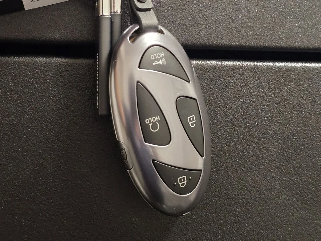 New 2026 Gray Hyundai Blue SEL Premium image 27